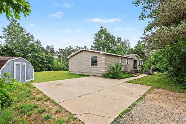 12399 Katherine Court, Grand Haven, MI 49417