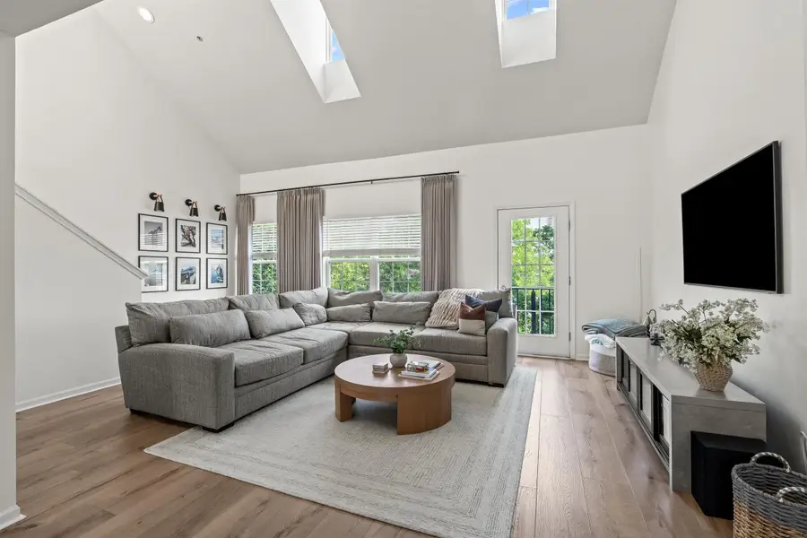 1097 Ann Arbor Road W, Plymouth, MI 48170 - #3