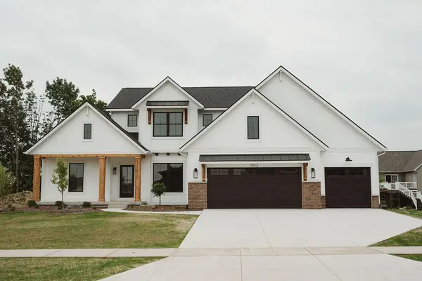 1912 Creekside Drive Sw, Byron Center, MI 49315