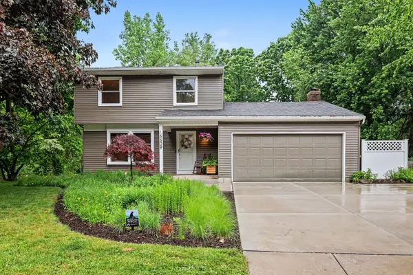 6609 Rix Street Se, Ada, MI 49301
