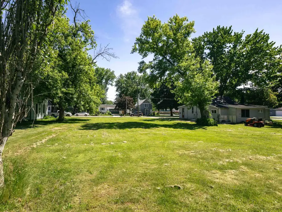 19 Carrie Street, Sparta, MI 49345 - #2