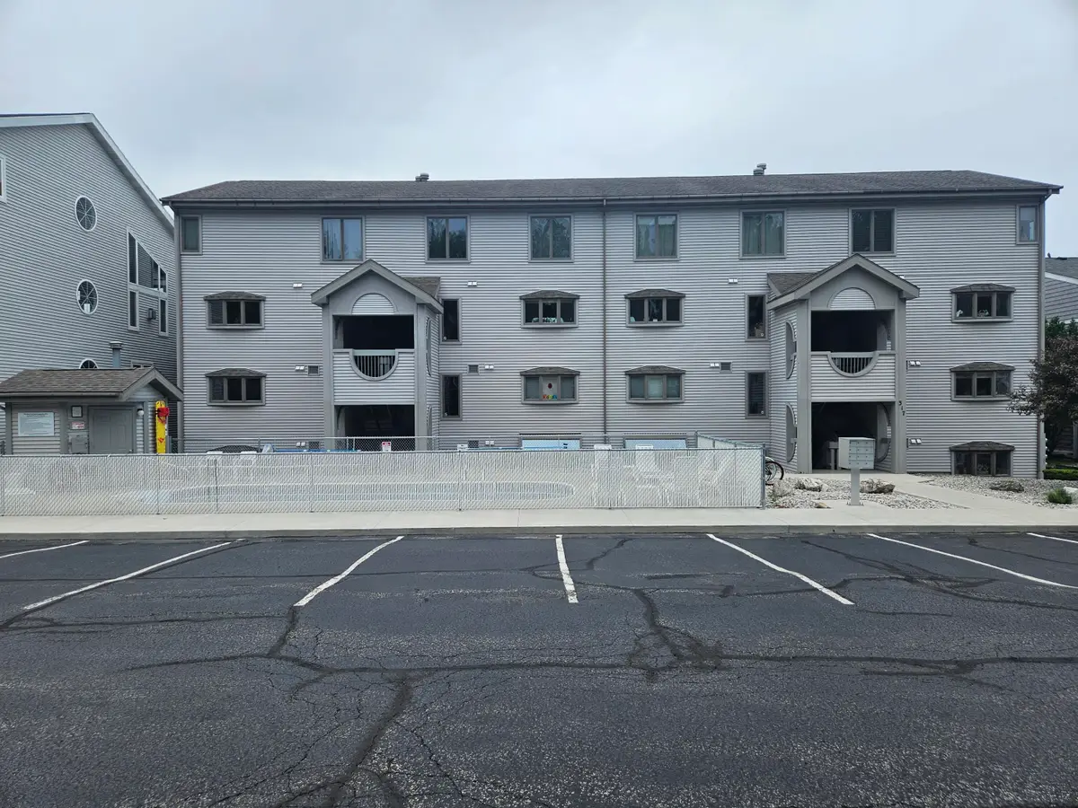 317 5th Avenue #Unit 4, Manistee, MI 49660 - #1