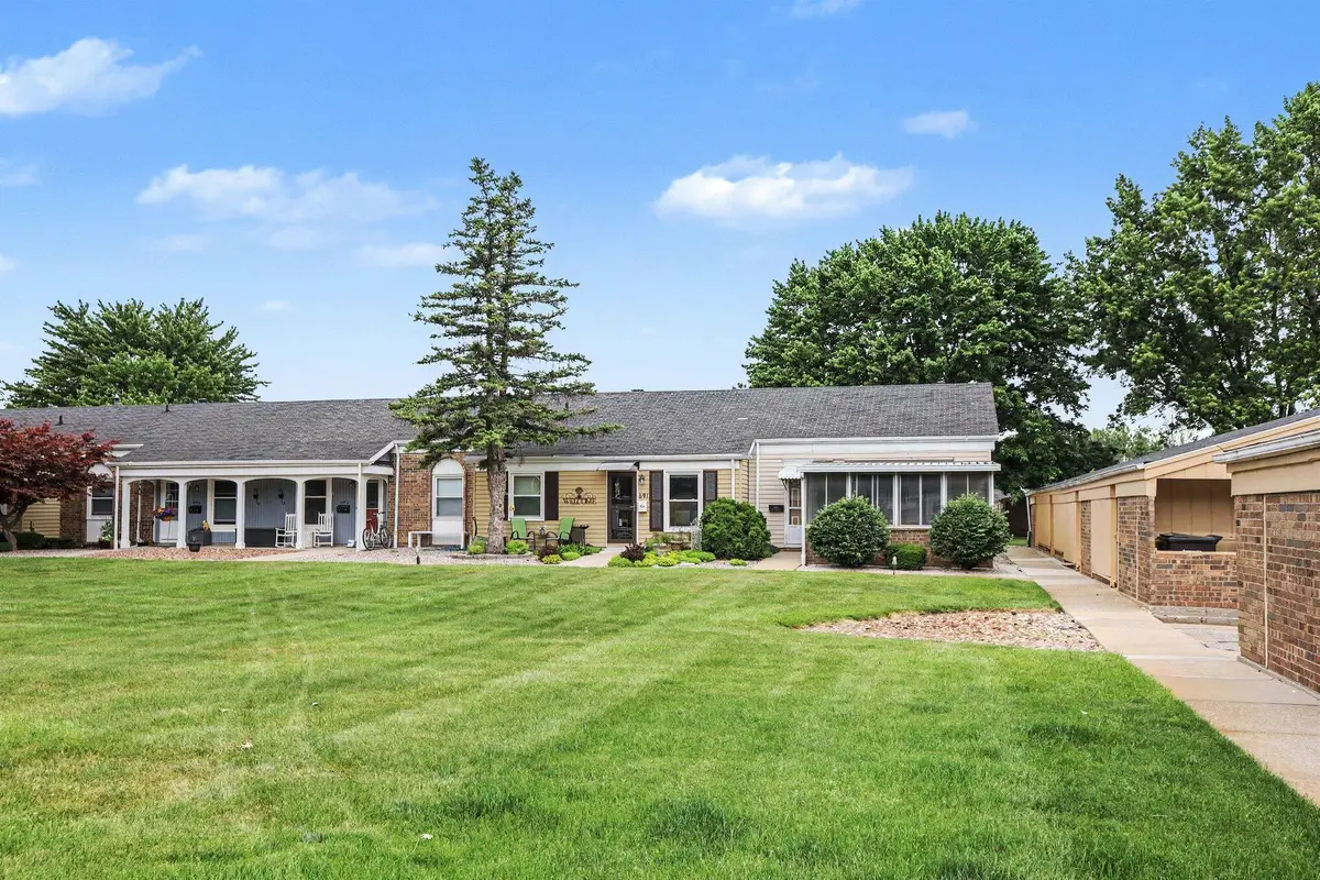 689 Carriage Lane, Jenison, MI 49428 - #1