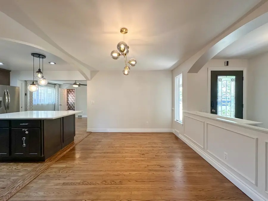 21203 River Road, Grosse Pointe, MI 48236 - #3
