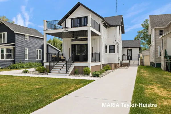 1423 Lakeshore Drive, Muskegon, MI 49441