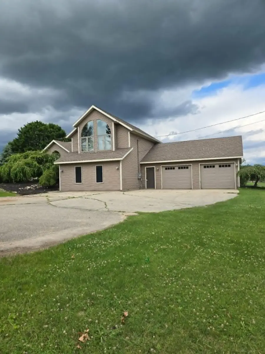 15530 Snauble Avenue Ne, Cedar Springs, MI 49319 - #3
