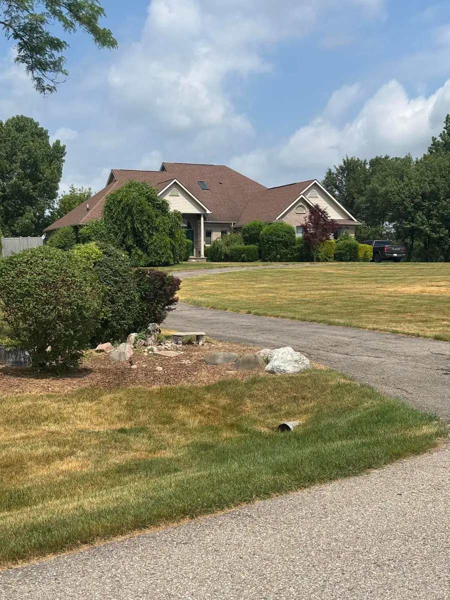 9216 Mirage Lake Drive, Milan, MI 48160 - #2