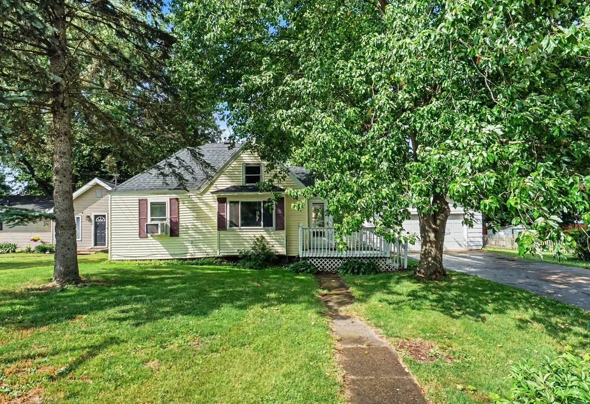 312 Mechanic Street, Stockbridge, MI 49285 - #1