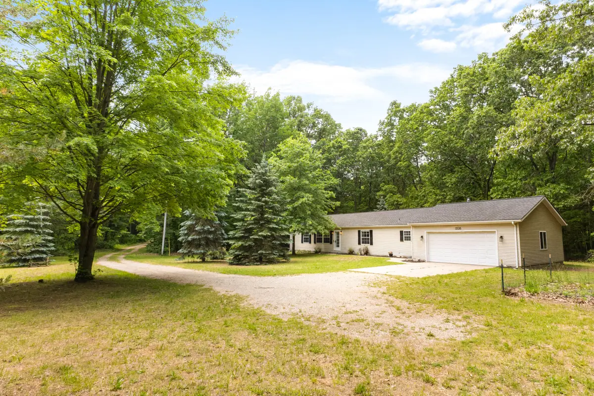 13726 Jennifer Road, Grand Haven, MI 49417 - #1