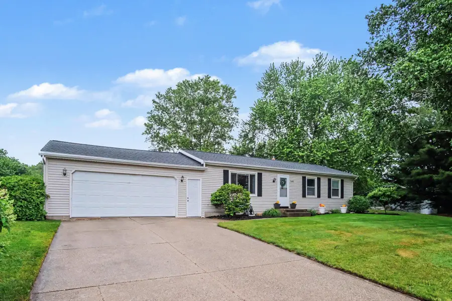5495 Rockridge Drive Ne, Comstock Park, MI 49321 - #2