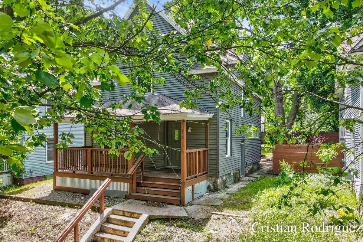 958 Dunham Street Se, Grand Rapids, MI 49506 - #1
