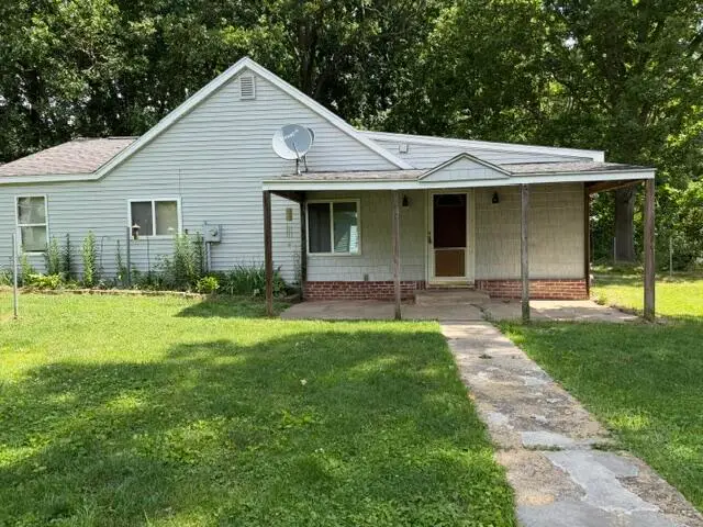 3406 W Shore Drive, Battle Creek, MI 49017 - #1