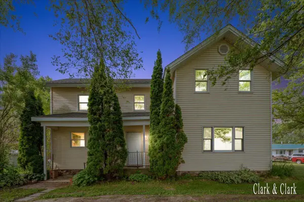 9604 E Brown Road, Lake Odessa, MI 48849
