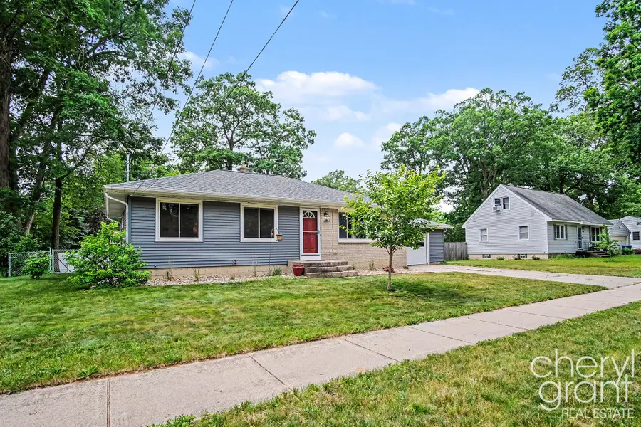 4631 Carrick Avenue Se, Grand Rapids, MI 49508 - #3