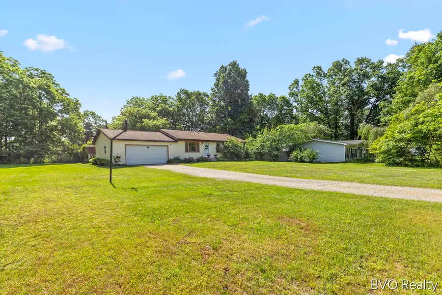 5820 Belmont Avenue Ne, Belmont, MI 49306 - #3