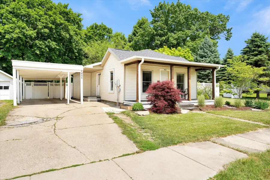 455 Divine Highway, Portland, MI 48875 - #2