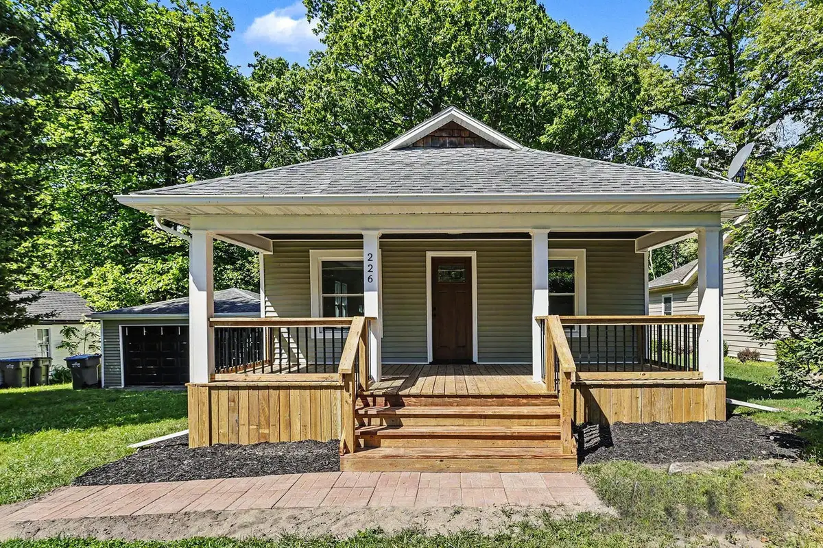 226 S Barker Street, New Buffalo, MI 49117 - #1