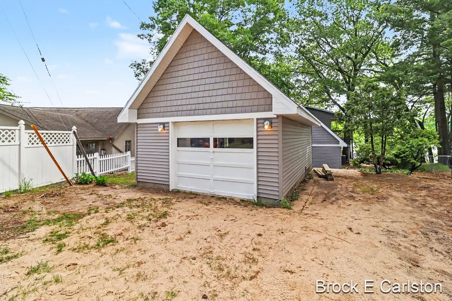 7880 W Lake Road, Twin Lake, MI 49457 - #2