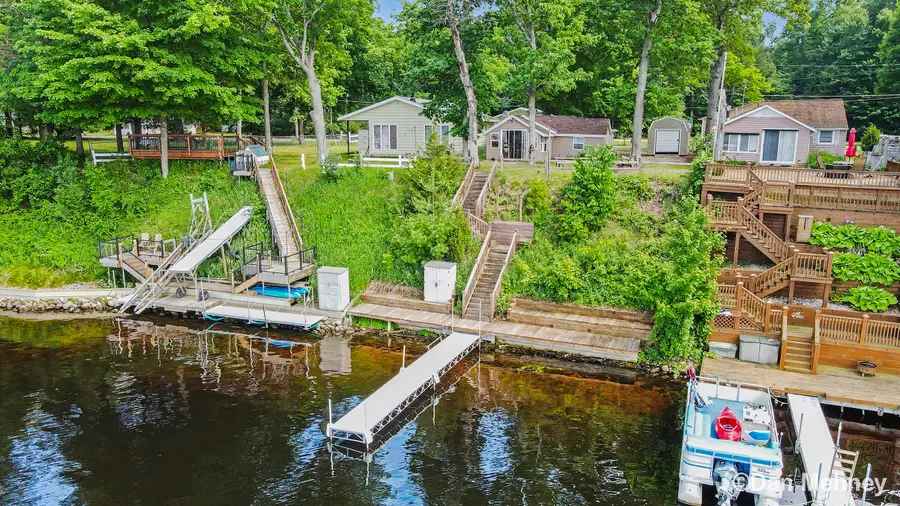 5539 Front Street, Newaygo, MI 49337 - #2