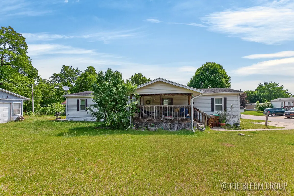 11235 Caron Street Se, Lowell, MI 49331 - #1