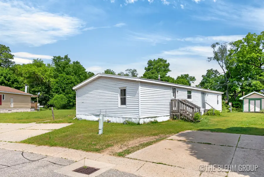 11235 Caron Street Se, Lowell, MI 49331 - #3