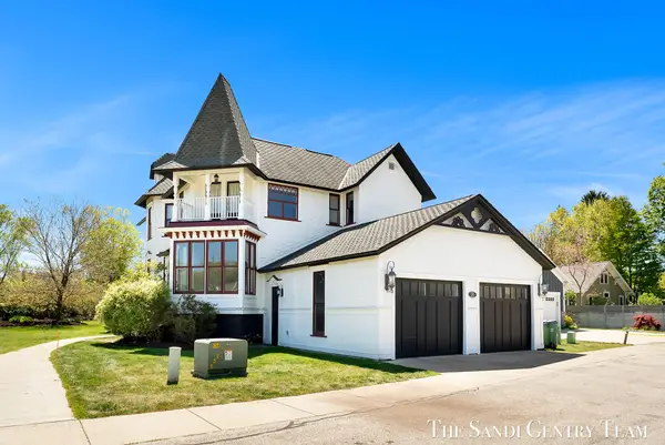 318 Rachaels Way, Spring Lake, MI 49456