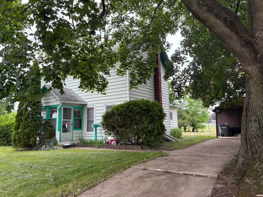 600 E Lafayette Street, Sturgis, MI 49091 - #2