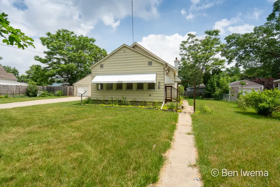 3710 Oriole Avenue Sw, Wyoming, MI 49509 - #3