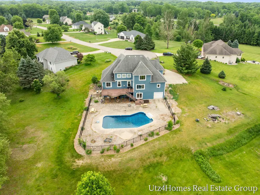 6625 Twin Springs Court Ne, Rockford, MI 49341 - #2