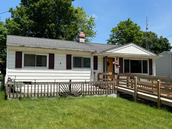 607 E North Street, Albion, MI 49224