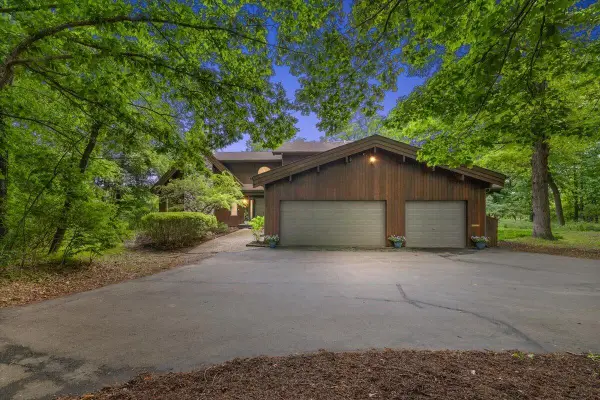1111 W Clark Road, Ypsilanti, MI 48198