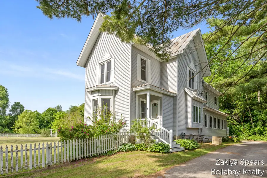 13543 Pine Lake Avenue Ne, Cedar Springs, MI 49319 - #2