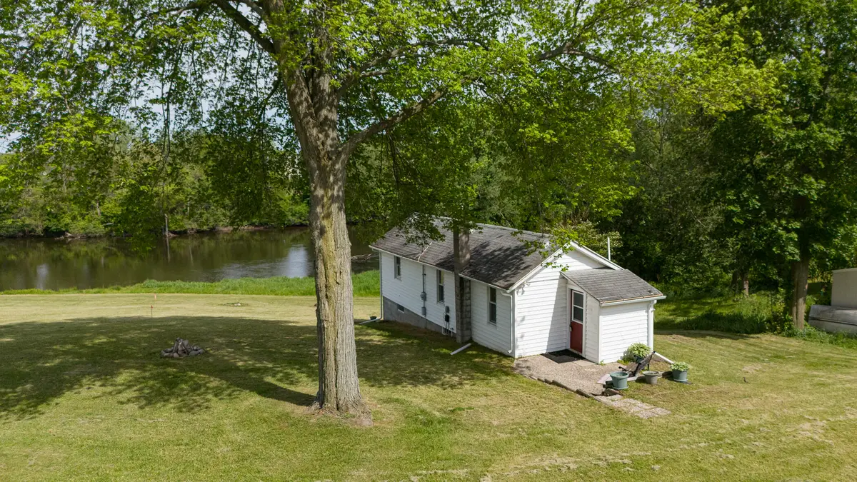 810 S Constantine Street, Three Rivers, MI 49093 - #1