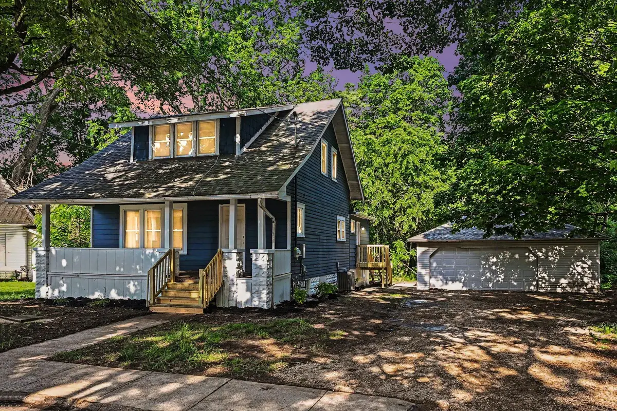 314 N 6th Street, Niles, MI 49120 - #1