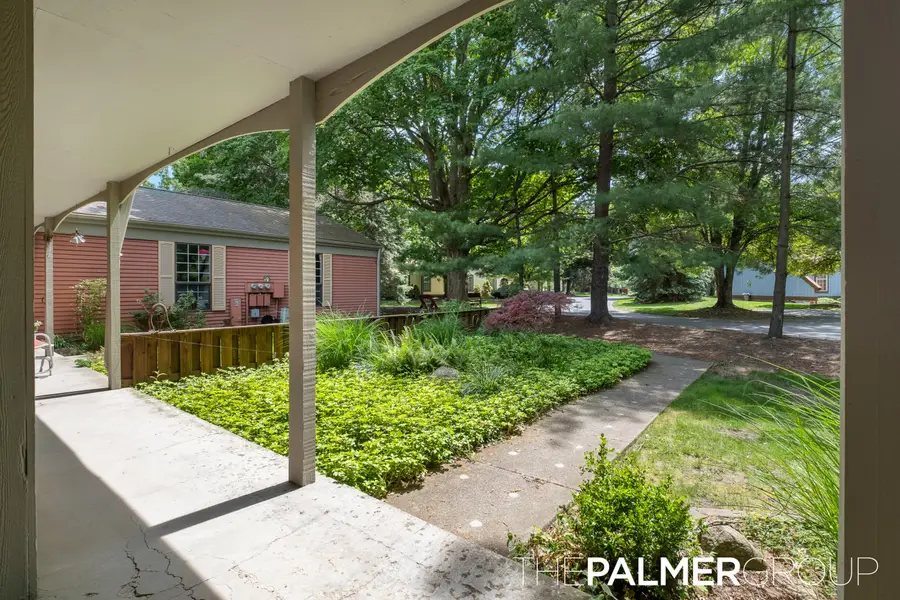 2247 Whisper Cove Drive Se, Kentwood, MI 49508 - #2