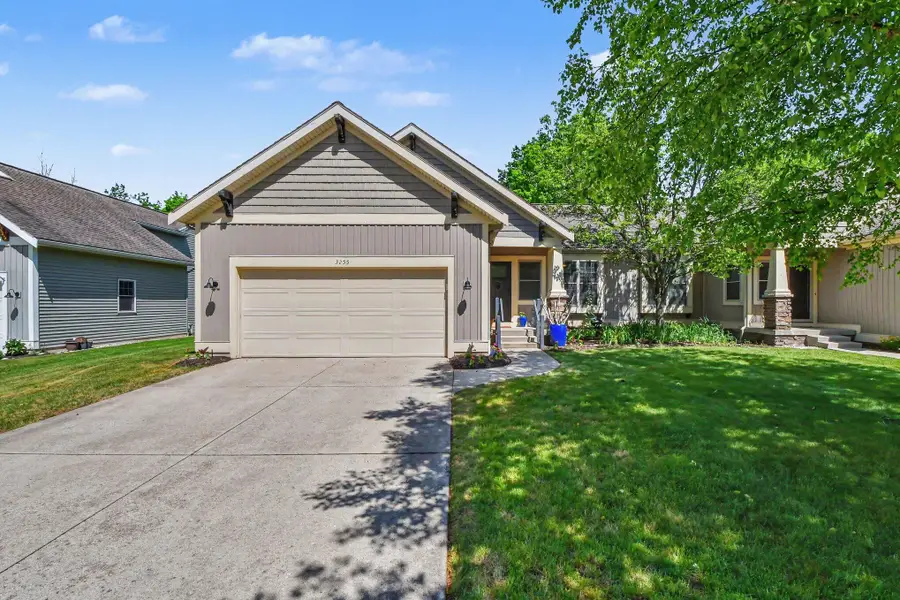 3255 Stormy Creek Drive Se, Grand Rapids, MI 49512 - #2