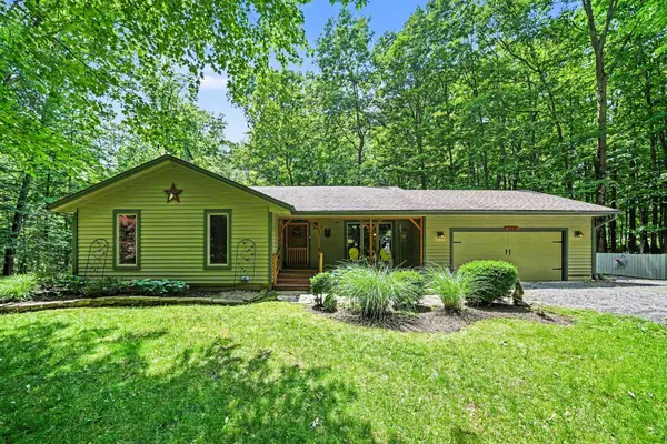 15283 Prairie Road, Three Oaks, MI 49128