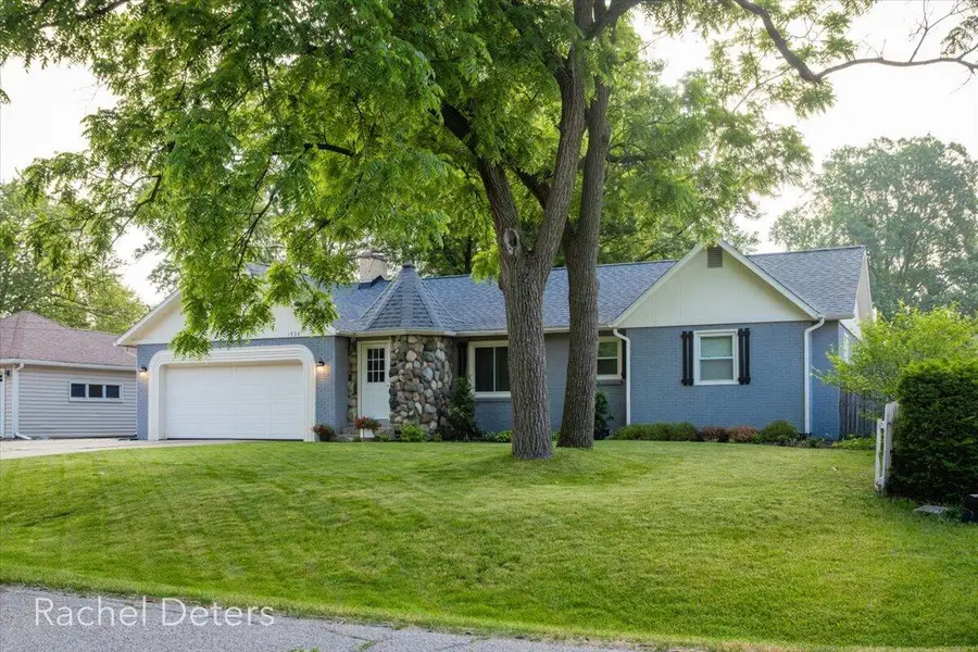 1930 Sherwood Avenue Se, Grand Rapids, MI 49506 - #2