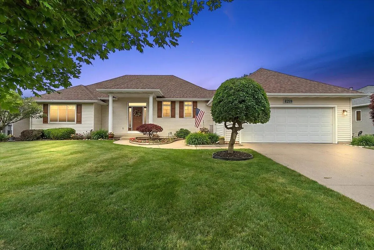 8259 Golfside Drive, Jenison, MI 49428 - #1