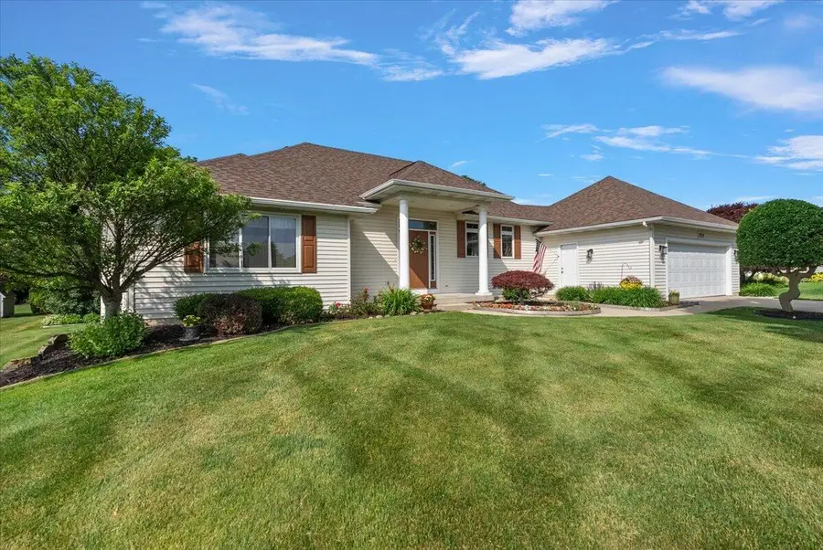 8259 Golfside Drive, Jenison, MI 49428 - #2