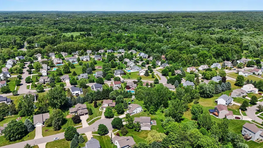 6630 Cannon Farms Drive Ne, Rockford, MI 49341 - #2