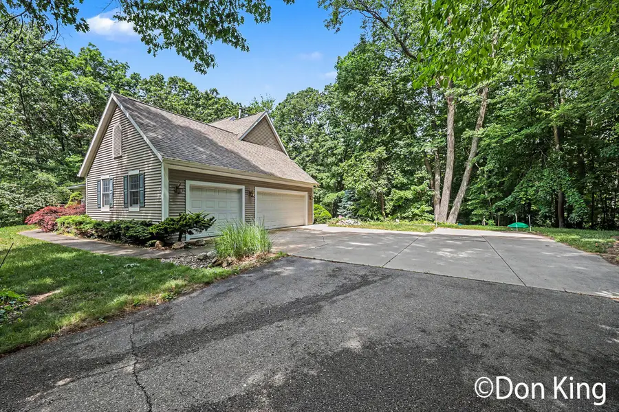 5395 Double Eagle Drive Ne, Comstock Park, MI 49321 - #3