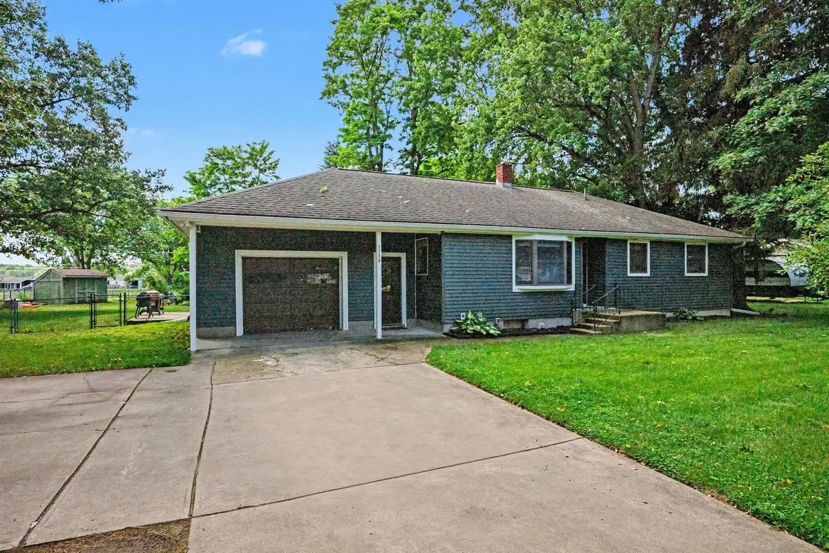 1200 E X Avenue, Vicksburg, MI 49097 - #1