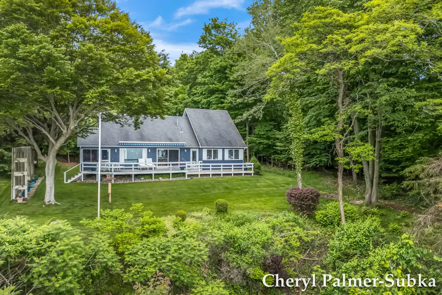 8409 Chuckanut Drive, Montague, MI 49437 - #2