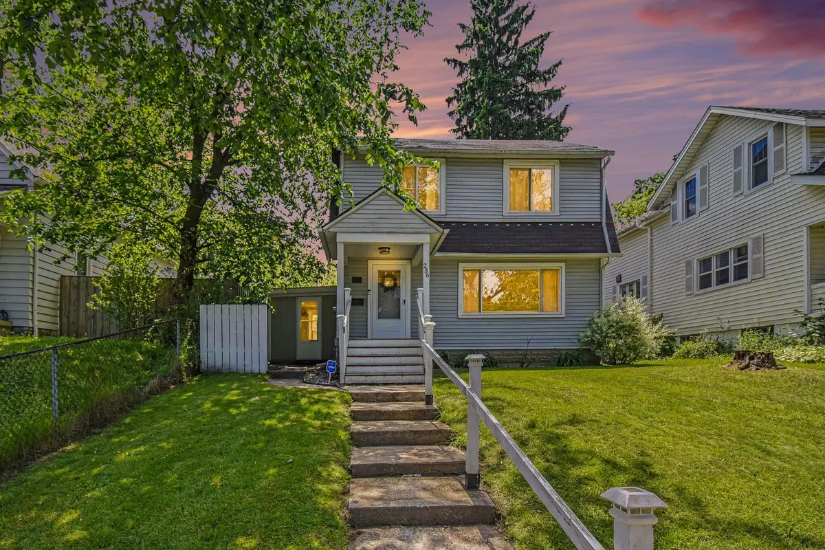 236 Dean Street Ne, Grand Rapids, MI 49505 - #1