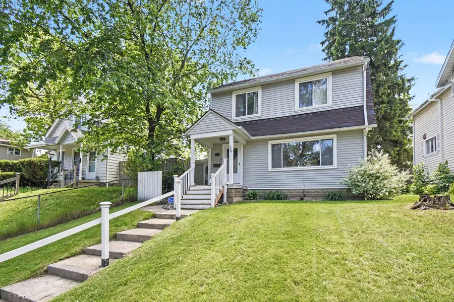 236 Dean Street Ne, Grand Rapids, MI 49505 - #2