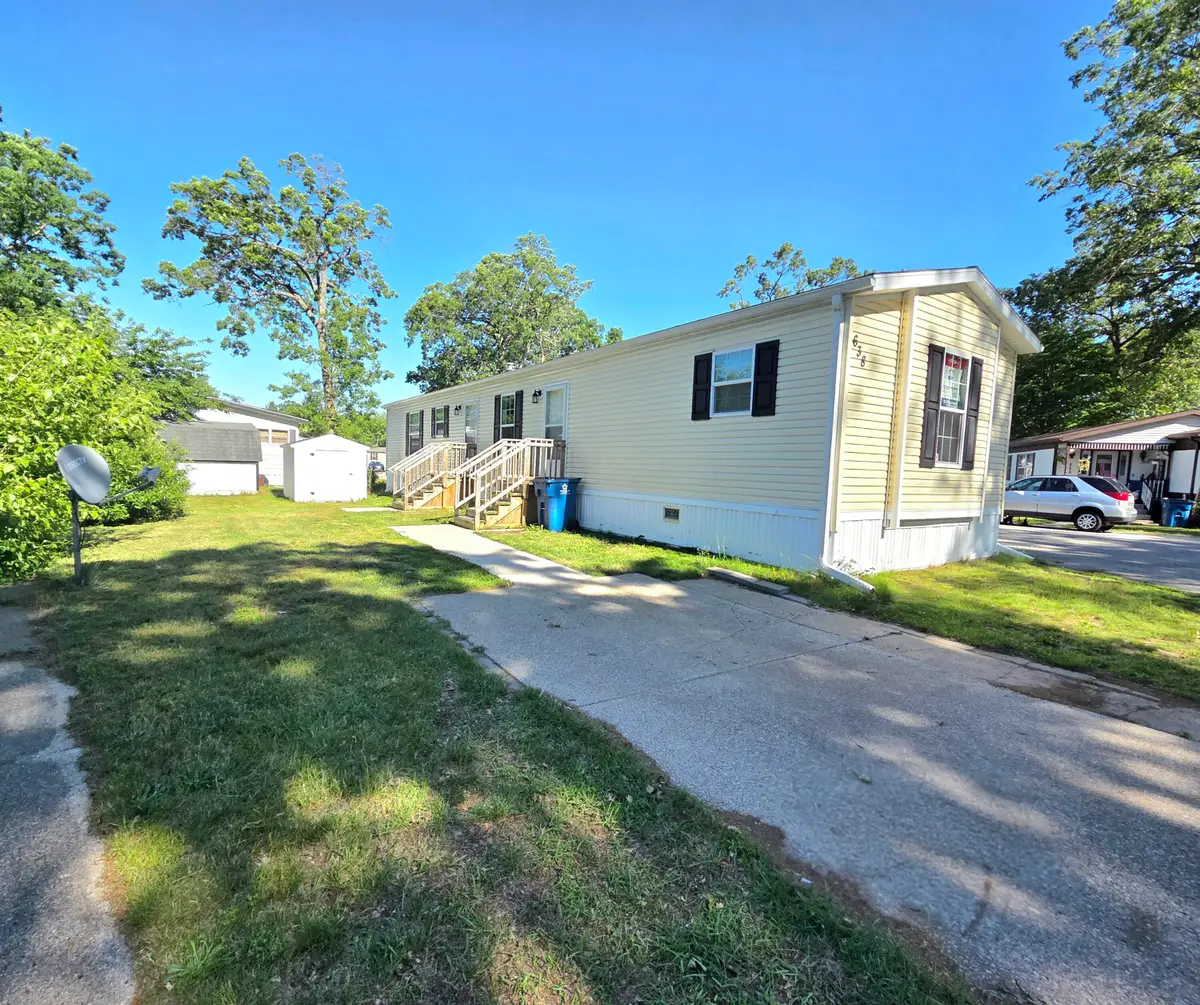 638 Courtland Lane, Muskegon, MI 49442 - #1