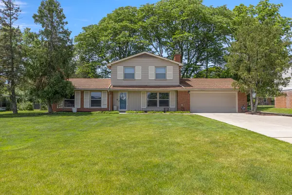 26181 Middlebelt Road, Farmington Hills, MI 48334