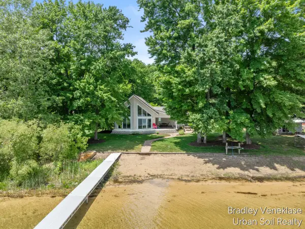 12464 S Sand Beach Drive, Grant, MI 49327