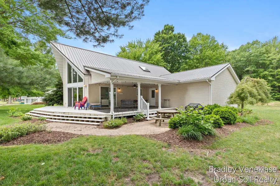 12464 S Sand Beach Drive, Grant, MI 49327 - #3